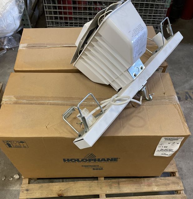 Three (3) Holophane Metal Halide Lights (0000417485)